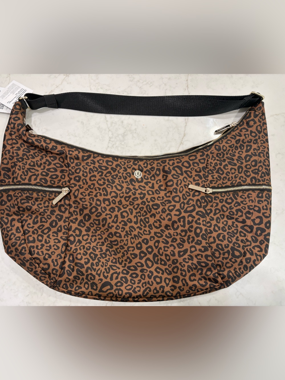 lululemon large Slouchy Sling Bag Leopard